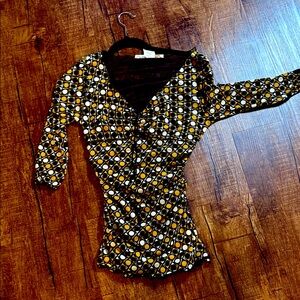 Vintage Max Studio Elegant Brown patterned stretch nylon top.